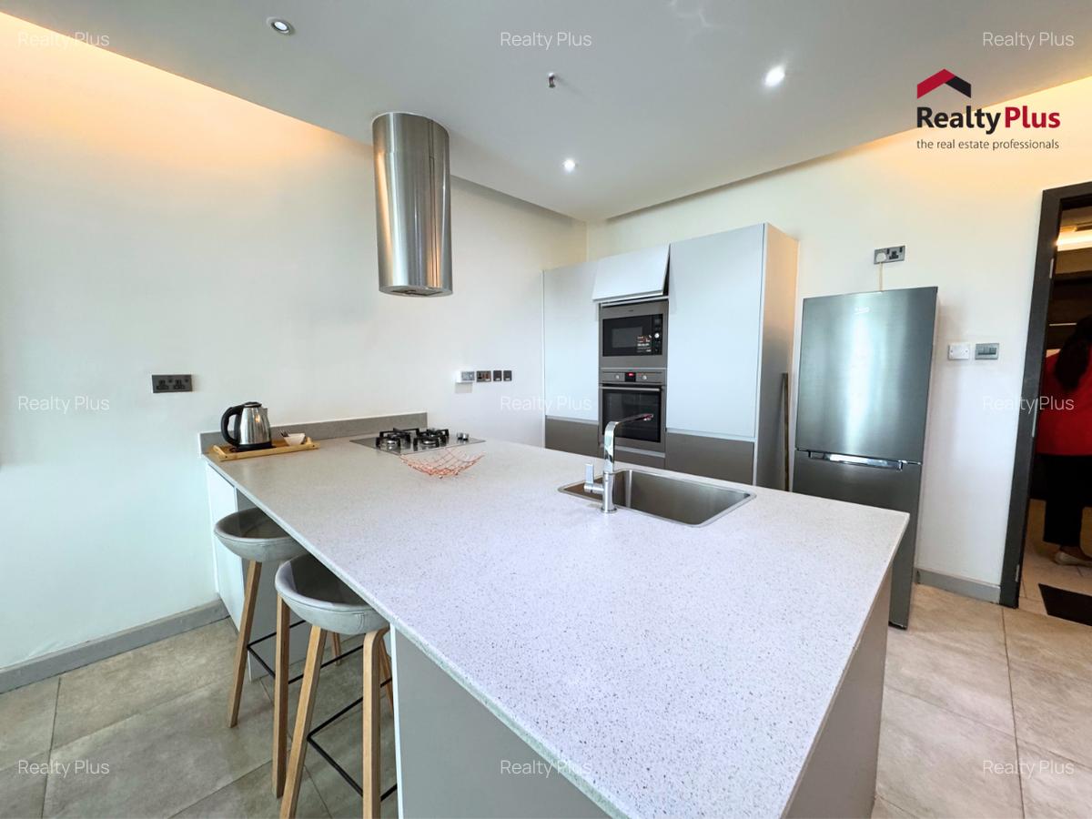 Serviced 1 Bed Apartment with En Suite at Le Marc - 2