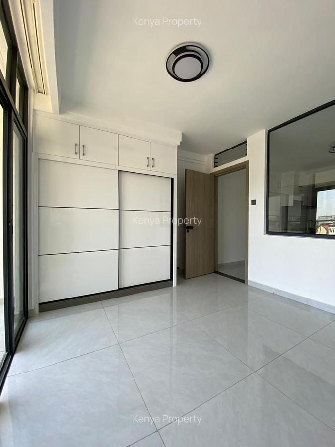 2 Bed Apartment with En Suite at Westlands Road - 15