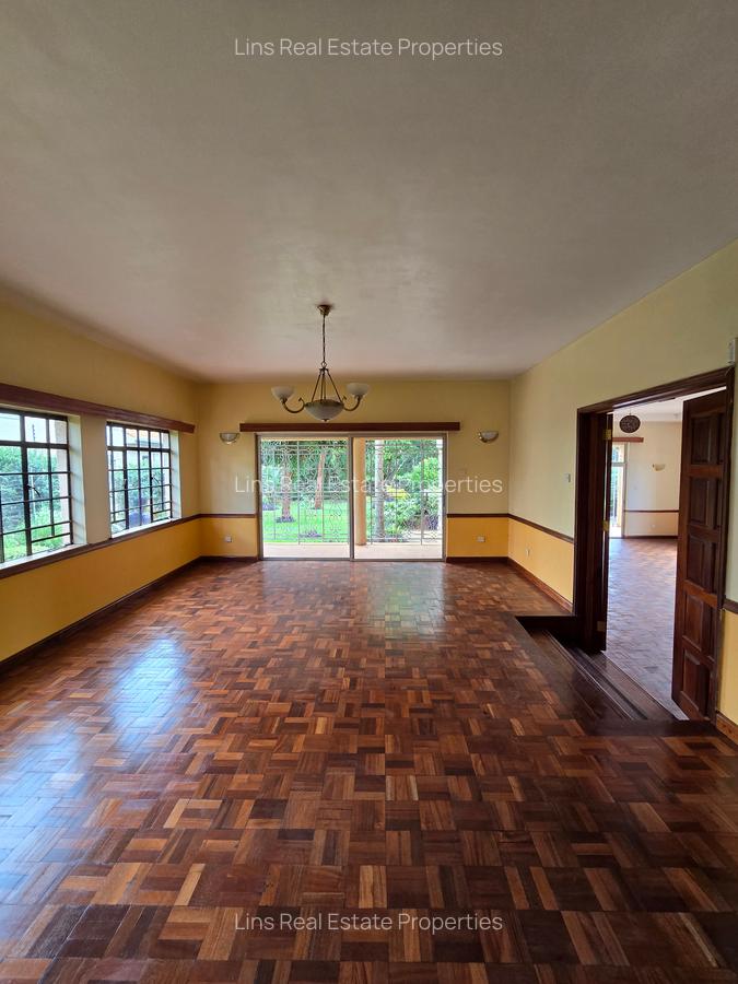 5 Bed House with En Suite in Runda - 8