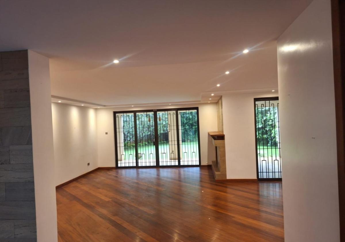 5 Bed Townhouse in Lavington - 14