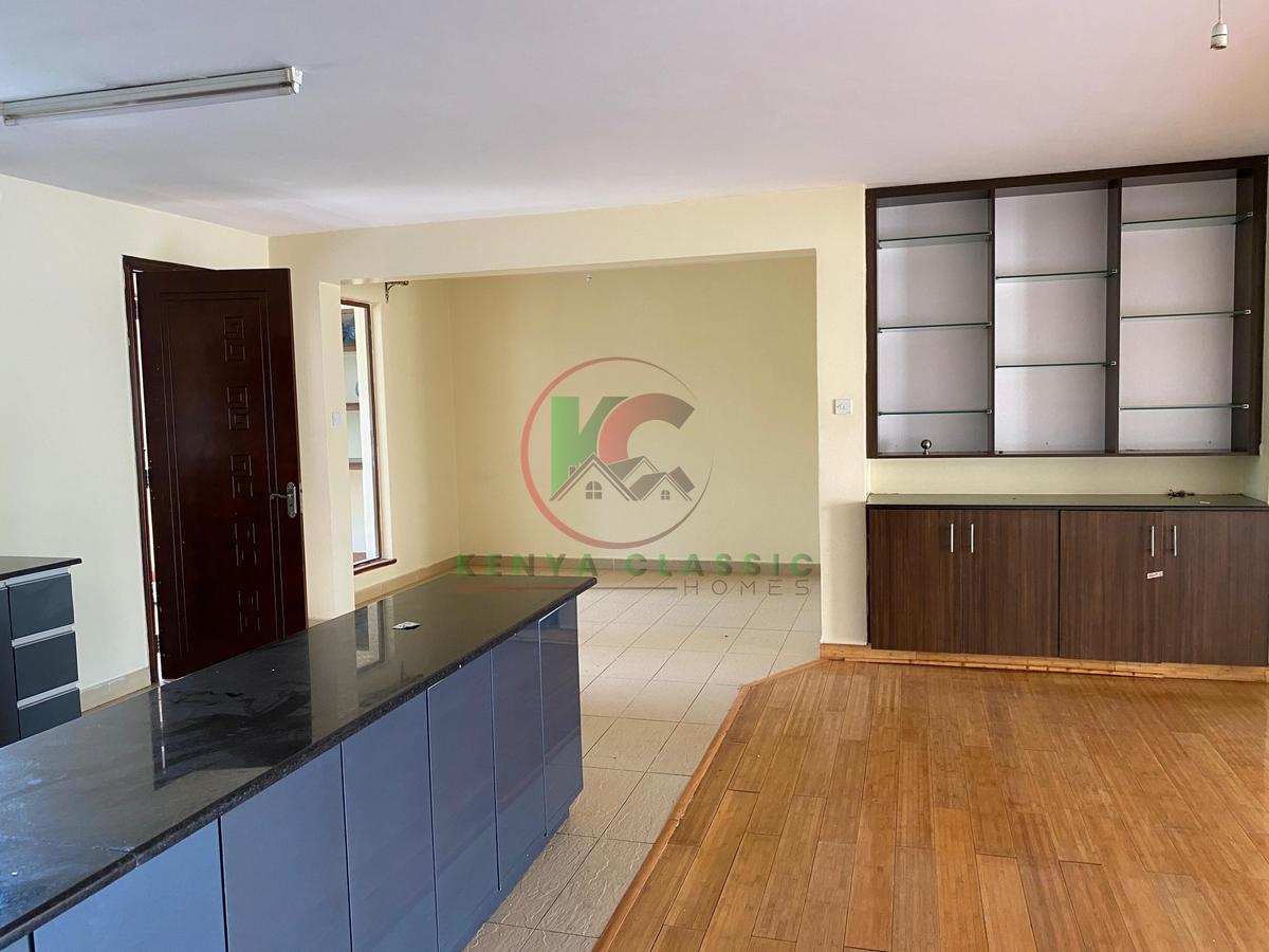 3 Bed Apartment with En Suite in Lavington - 8