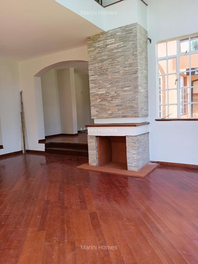 4 Bed Townhouse with En Suite in Karen - 6