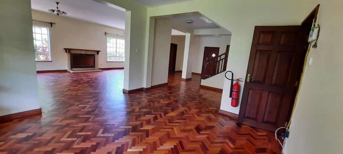 5 Bed Townhouse with En Suite in Lavington - 5