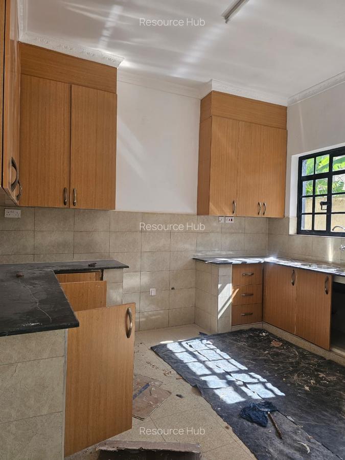 3 Bed House with En Suite at Karen - 5