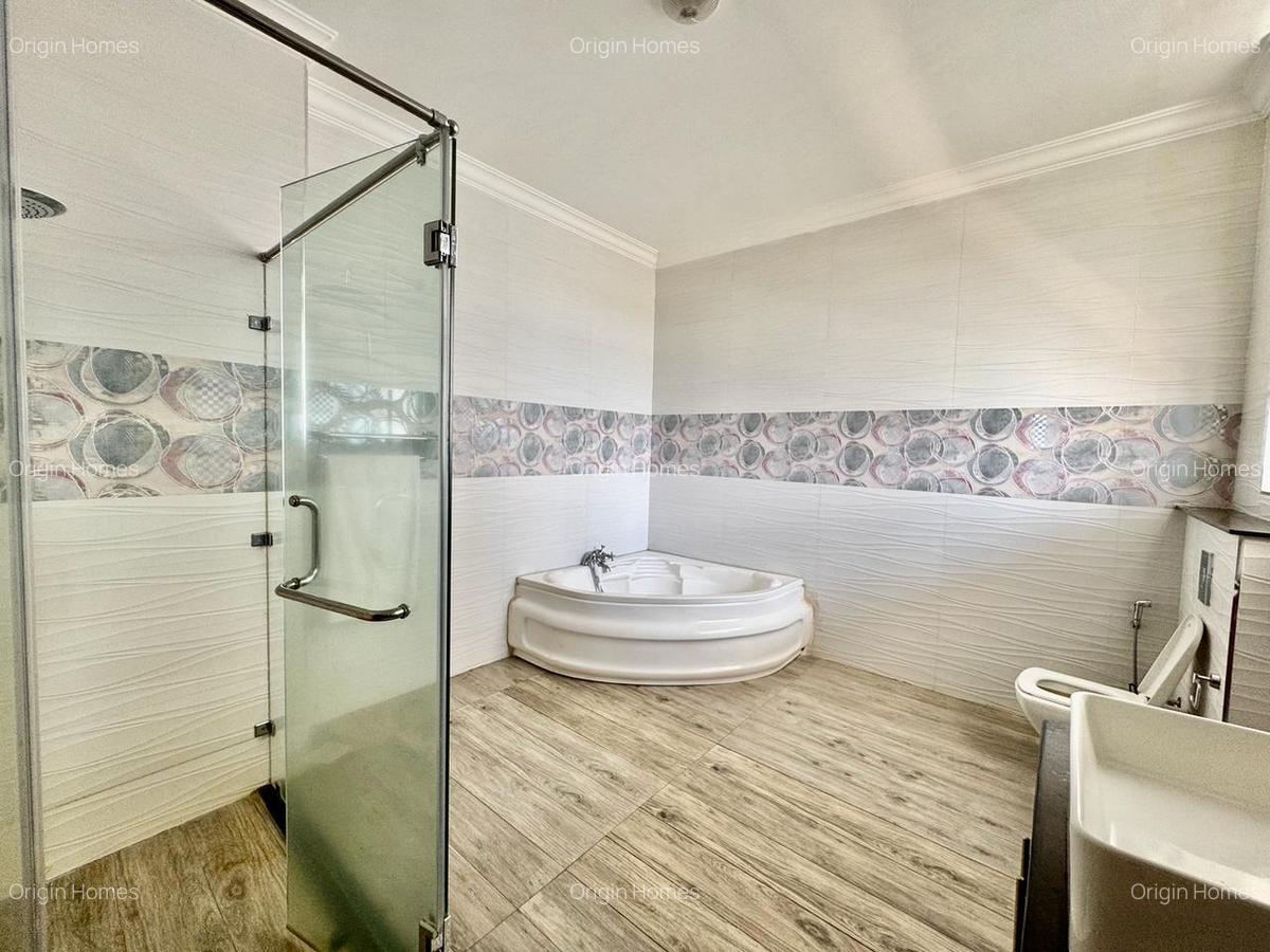 4 Bed Apartment with En Suite at General Mathenge - 13