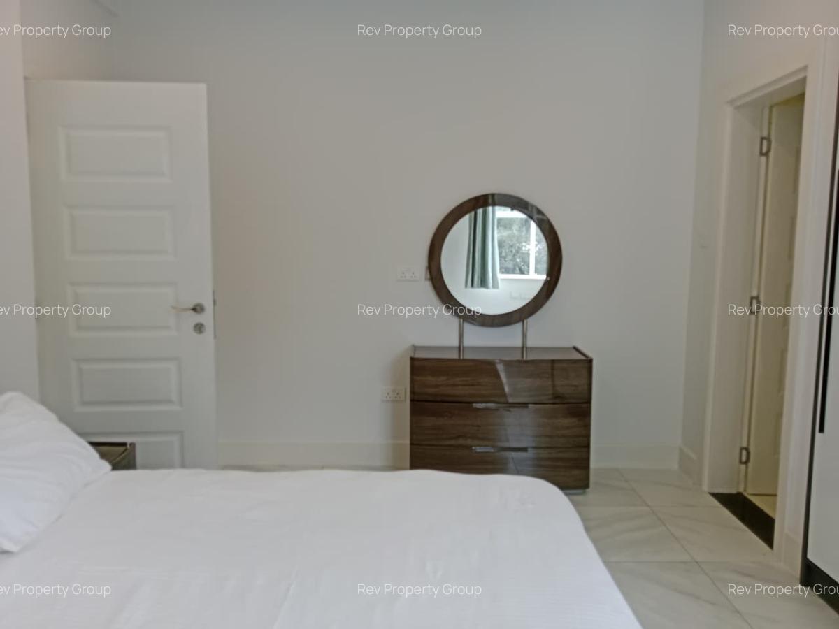 Serviced 2 Bed Apartment with En Suite in Westlands Area - 13