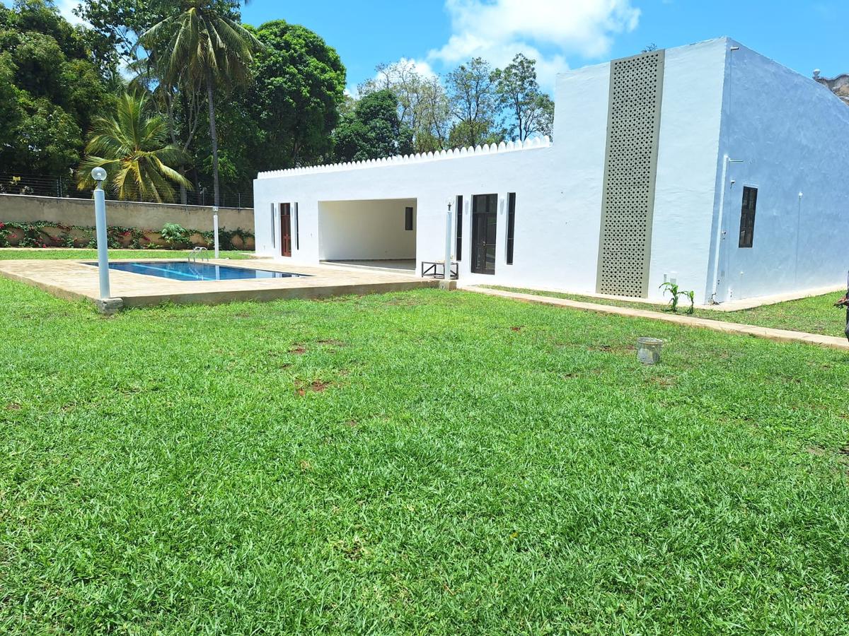 4 Bed Villa at Diani Beach Road - 2