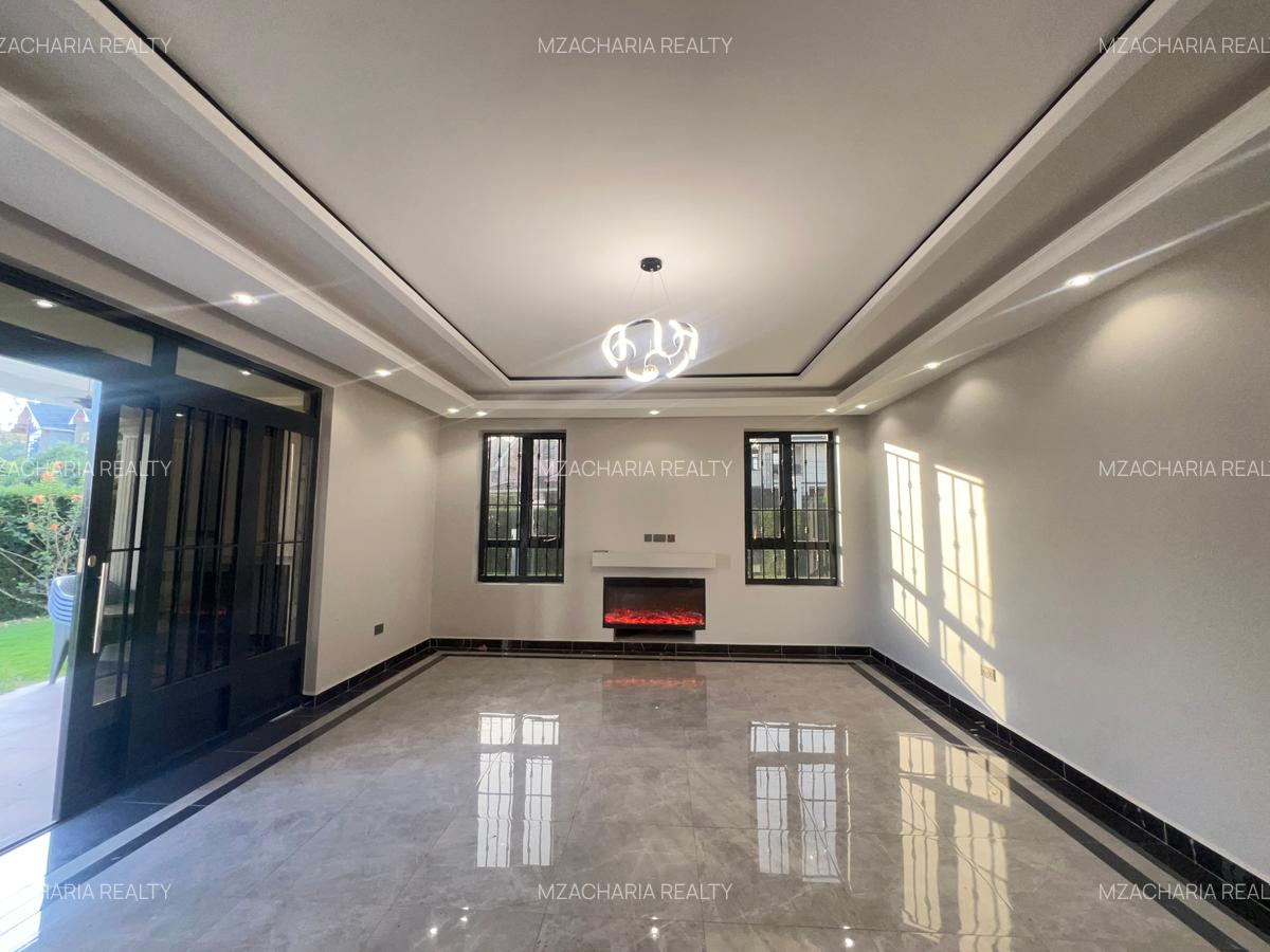 5 Bed Townhouse with Staff Quarters in Runda - 9