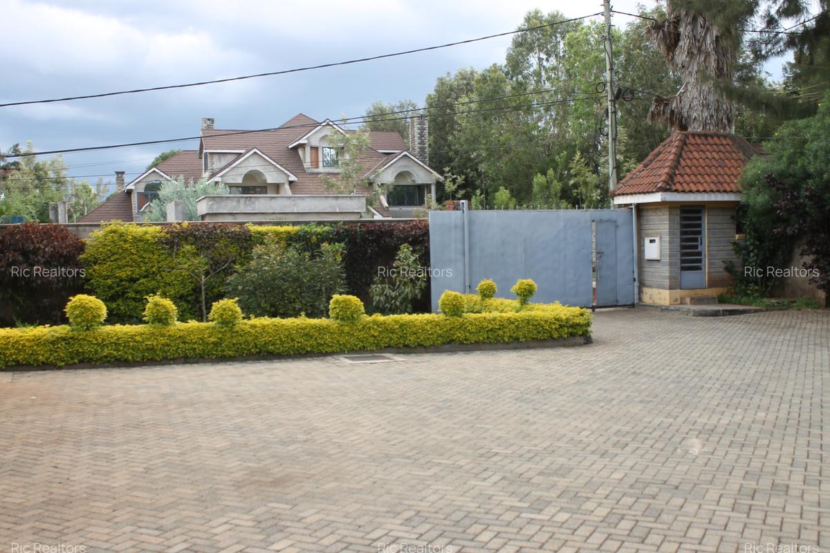 5 Bed House with En Suite at Karen - 6