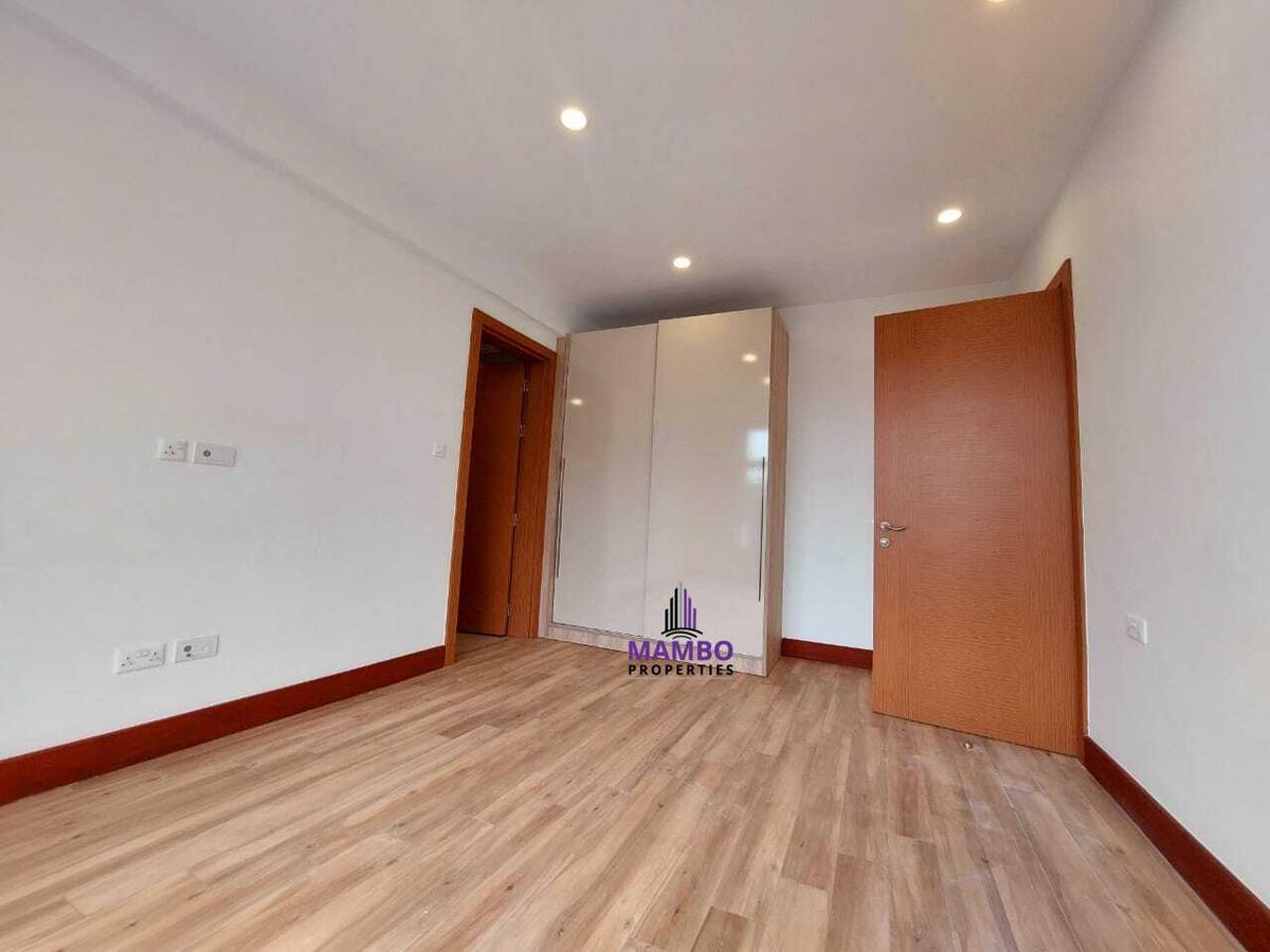 2 Bed Apartment with En Suite at City Park Drive - 6