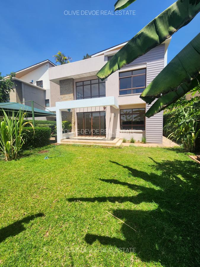 4 Bed Townhouse with En Suite in Runda - 1