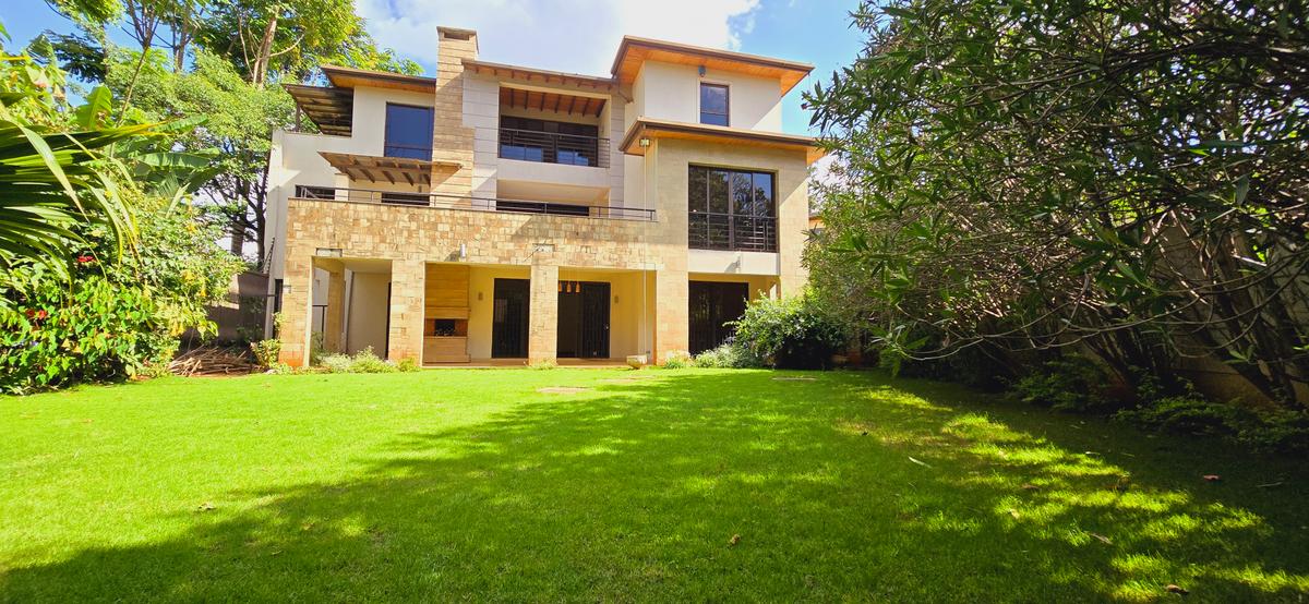 5 Bed House with En Suite at Mzima Springs - 3