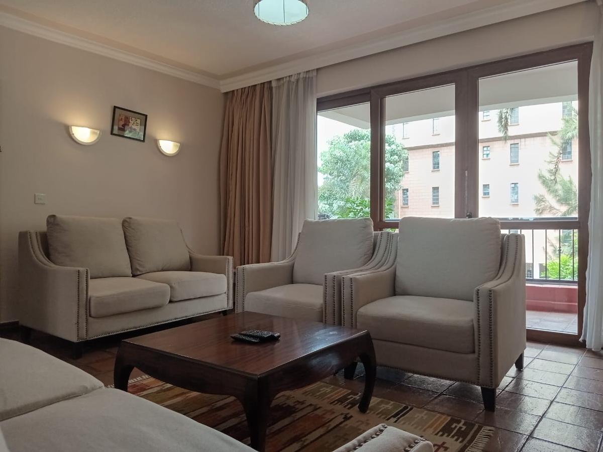 Serviced 2 Bed Apartment with En Suite in Kilimani - 2