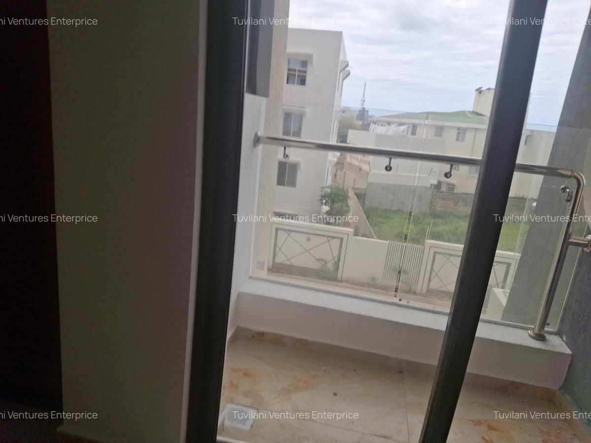 3 Bed Apartment with En Suite at Shanzu - 18