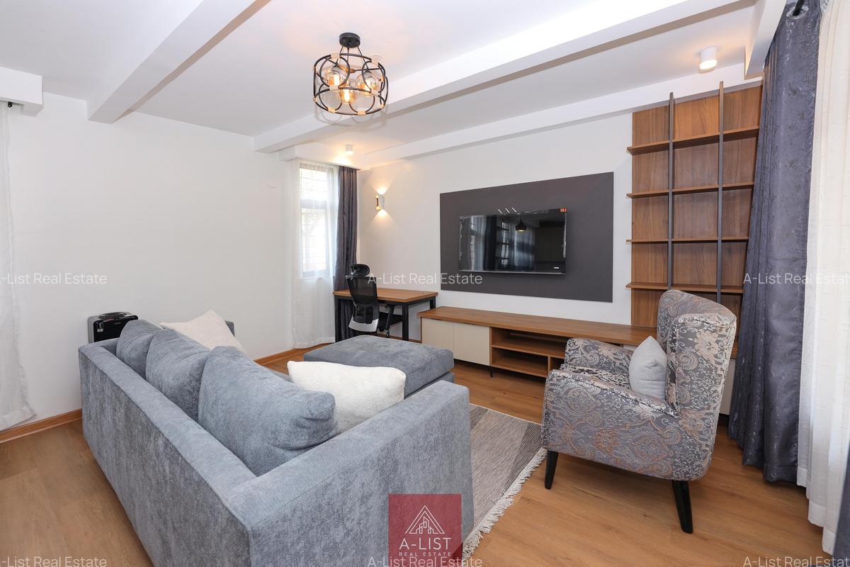 2 Bed Villa with En Suite at Ridgeways - 2