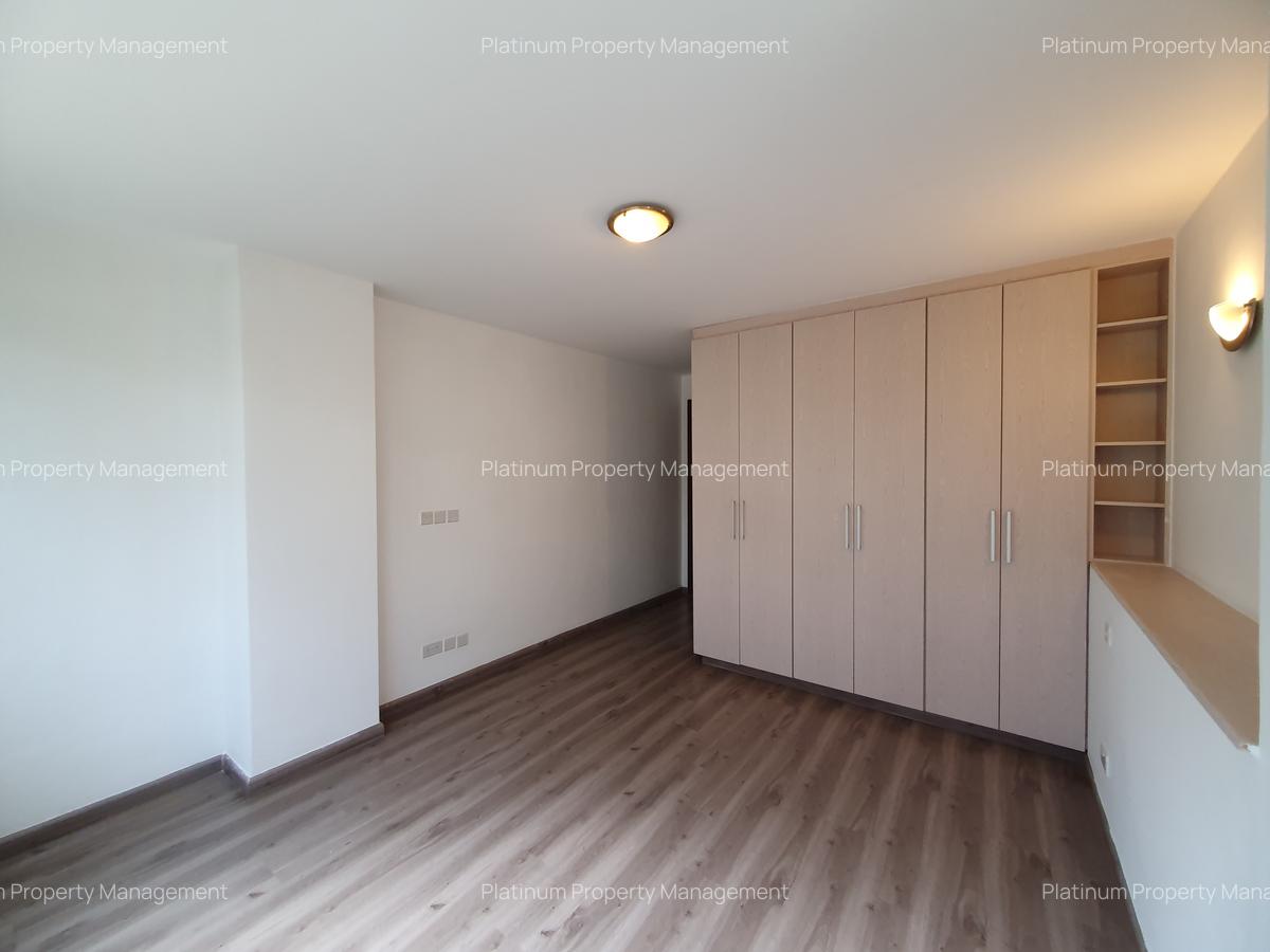 2 Bed Apartment with En Suite at Ojijo Rd - 16