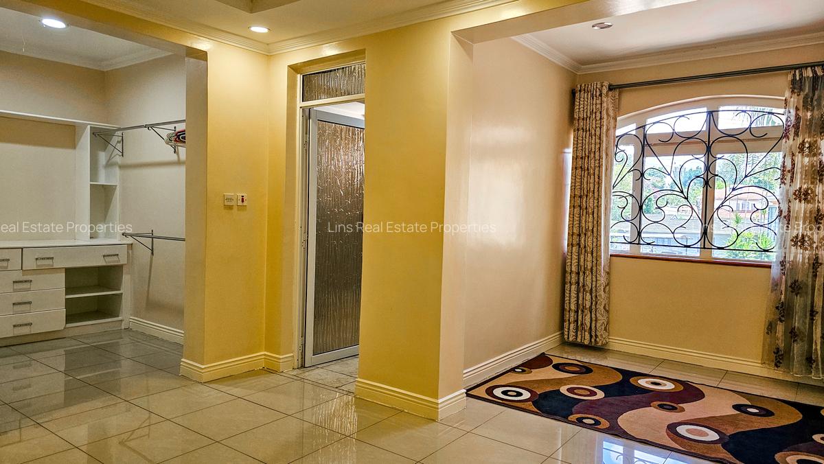 5 Bed House with En Suite in Kitisuru - 12