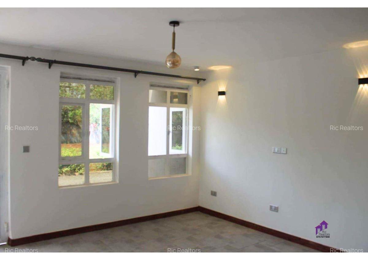 3 Bed Townhouse with En Suite at Silanga Road - 5
