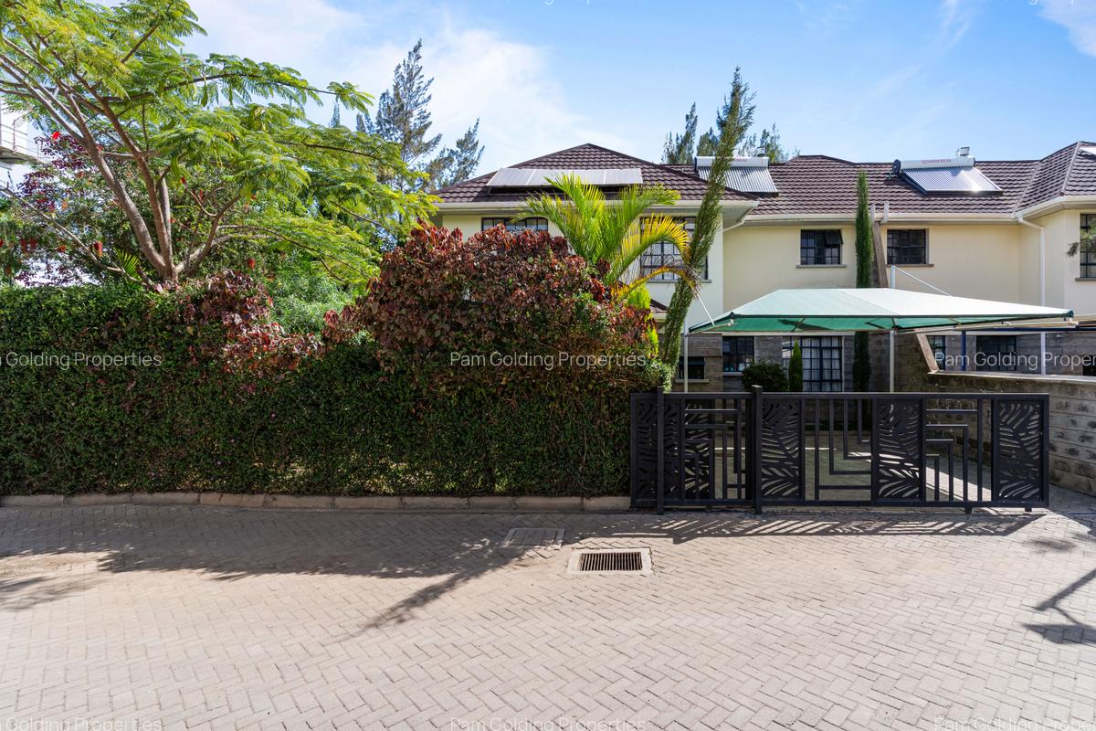 4 Bed Townhouse with En Suite at Off Namanga Road - 14