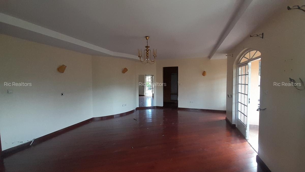 4 Bed Townhouse with En Suite at Miotoni - 9