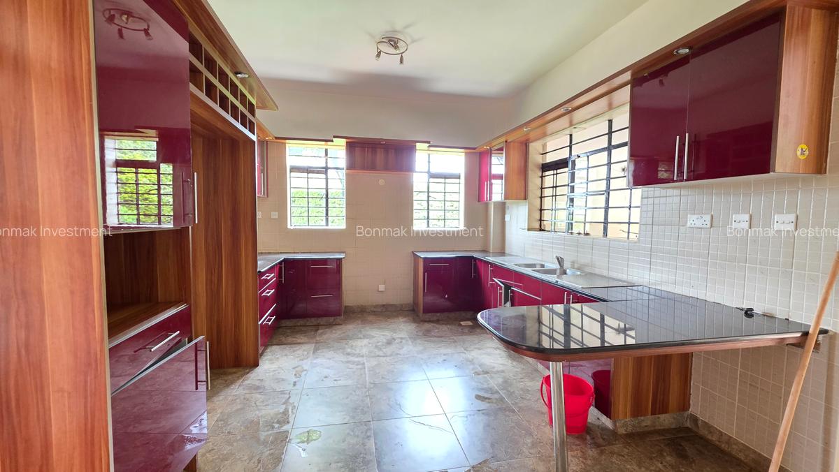 5 Bed Townhouse with En Suite at Kitisuru - 6