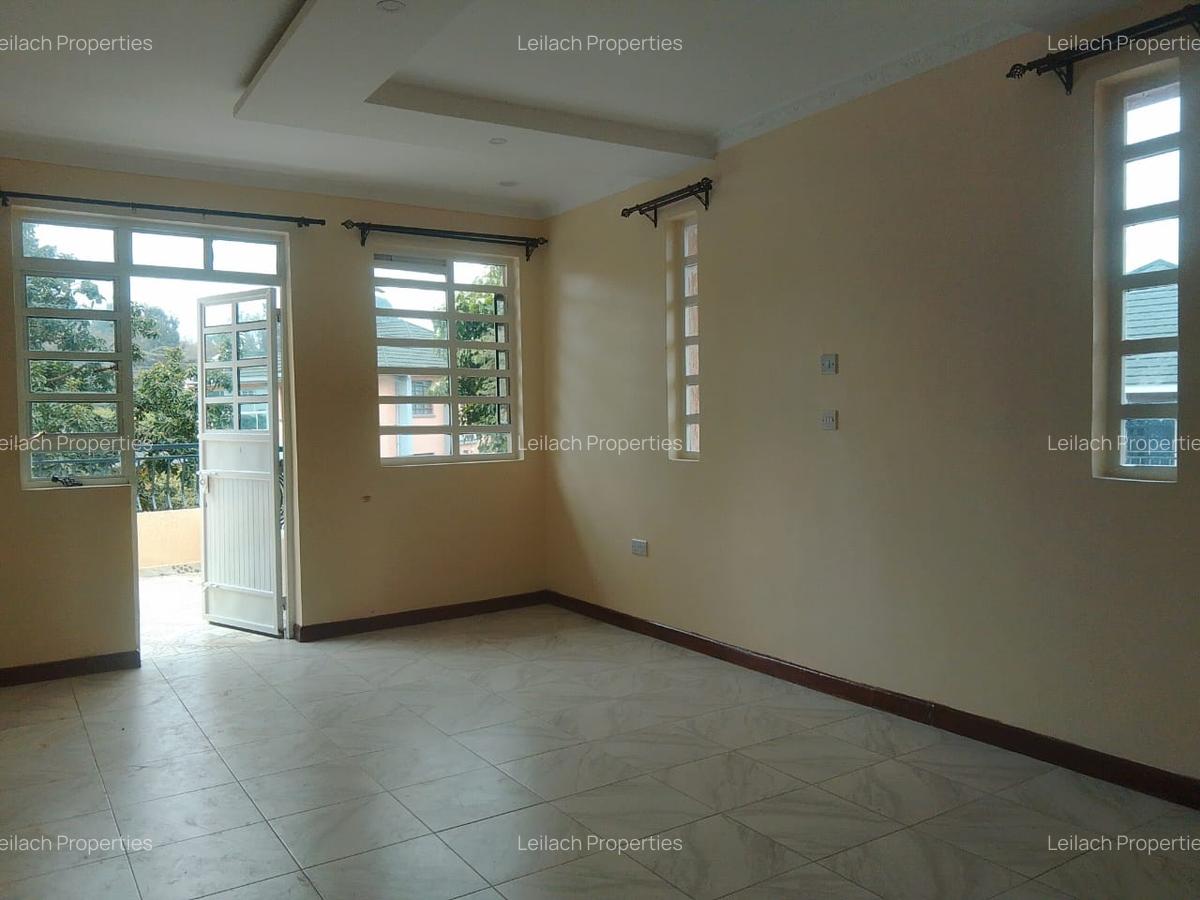 4 Bed House with En Suite in Karen - 5