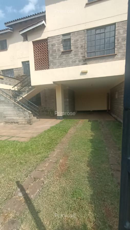 4 Bed Townhouse with Staff Quarters in Loresho - 3