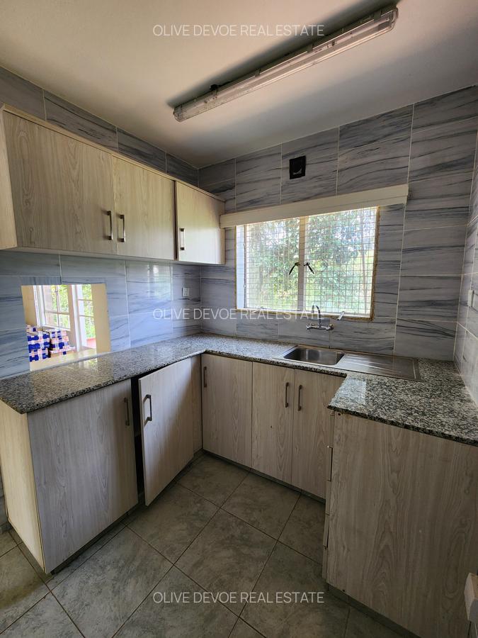 3 Bed Apartment with En Suite in Parklands - 14