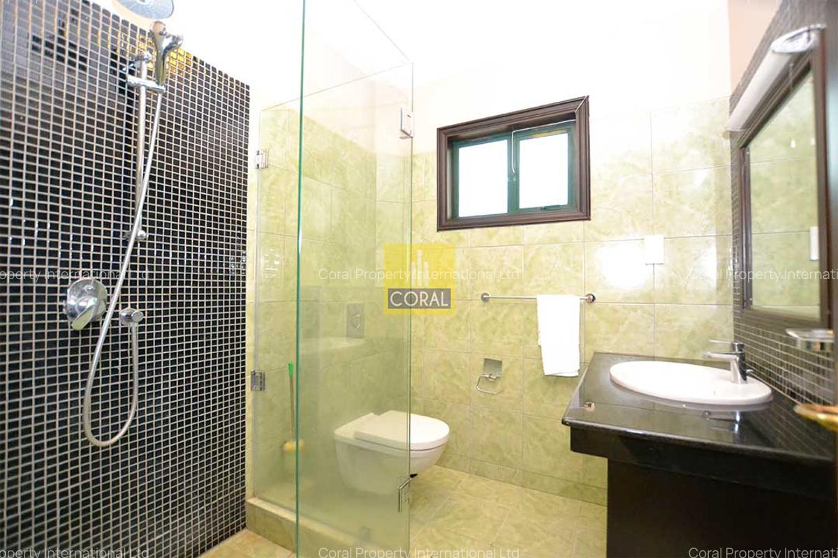 4 Bed Townhouse with En Suite in Westlands Area - 12