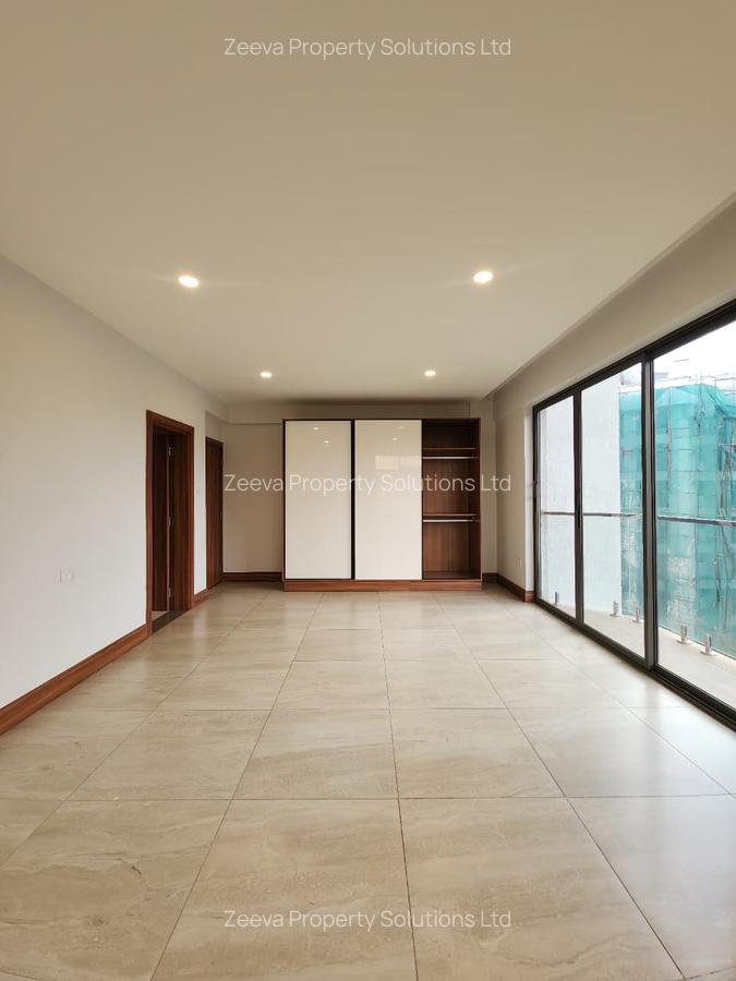 3 Bed Apartment with En Suite in Westlands Area - 7