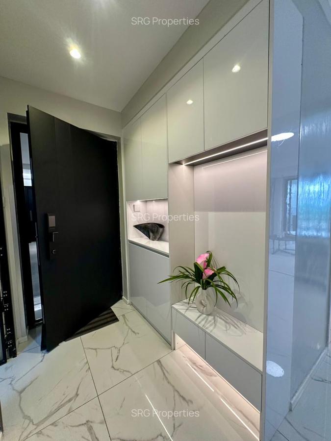 2 Bed Apartment with En Suite in Lavington - 8