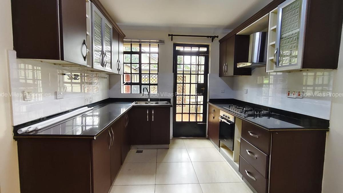 4 Bed Townhouse with En Suite in Kitisuru - 4