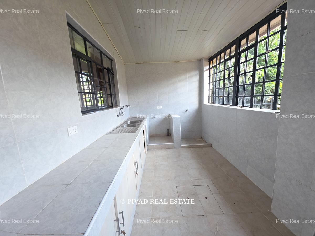 5 Bed House with Swimming Pool in Kitisuru - 10