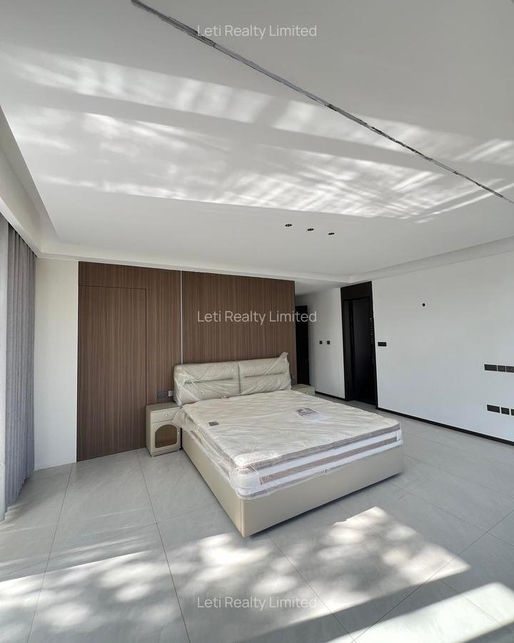5 Bed Townhouse with En Suite in Lavington - 8