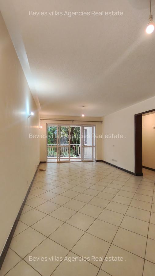 2 Bed Apartment with En Suite at Brookside - 8