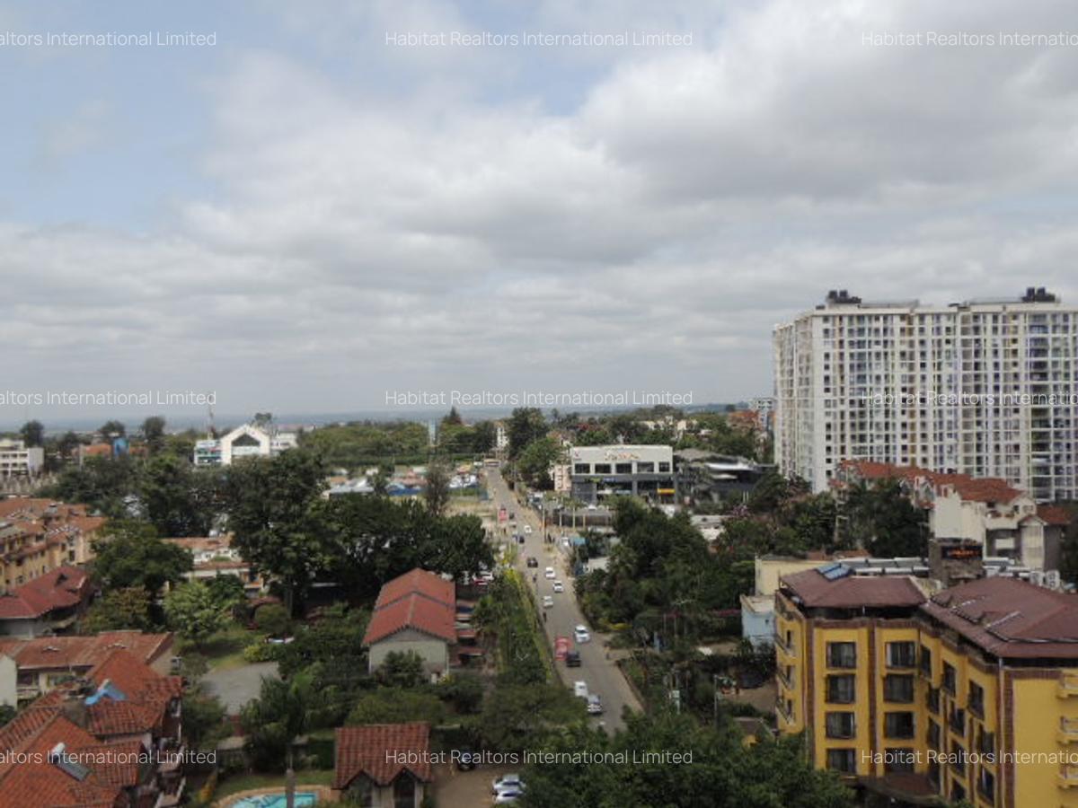 Serviced 3 Bed Apartment with En Suite at Rosewood Avenue - 18