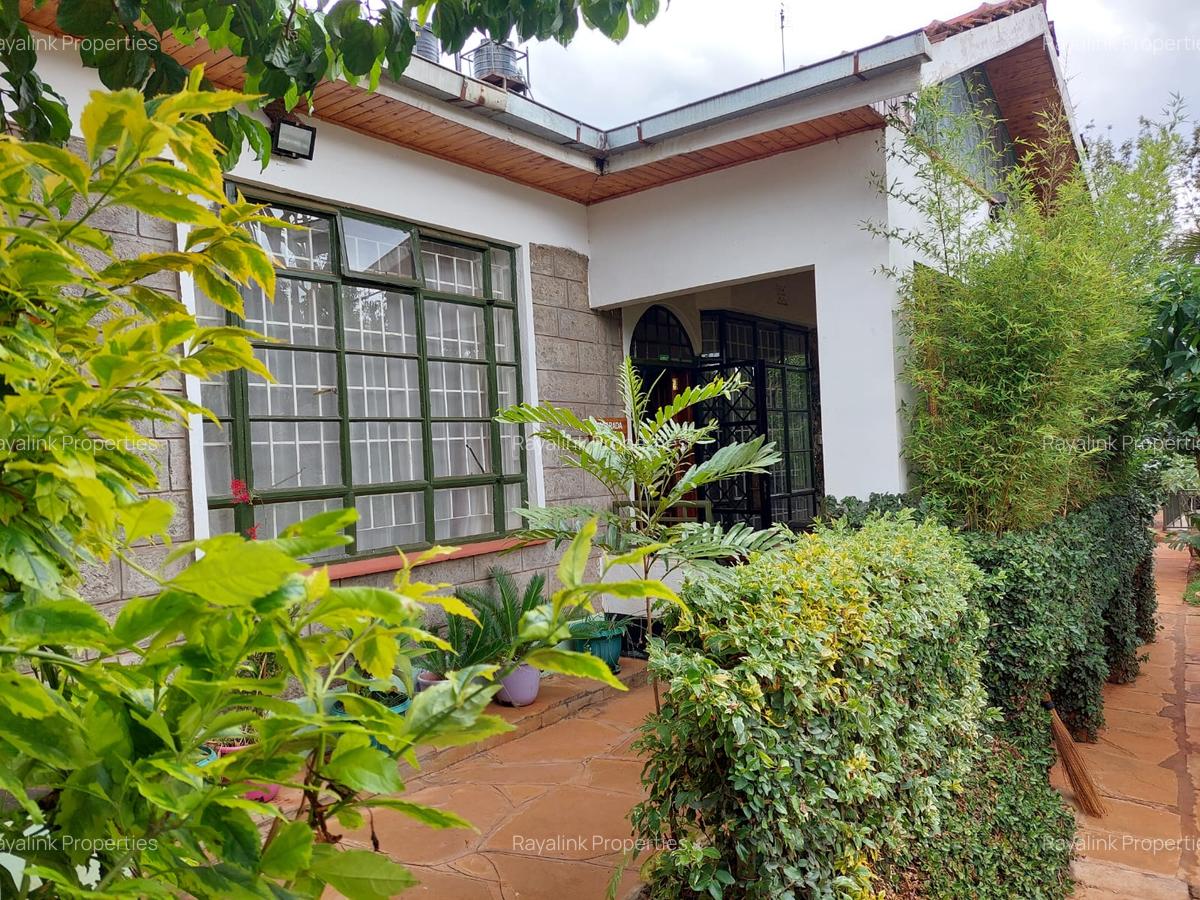 2 Bed House with En Suite at Karen - 1