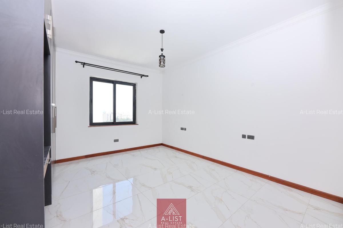 3 Bed Apartment with En Suite at Nyando Road - 10