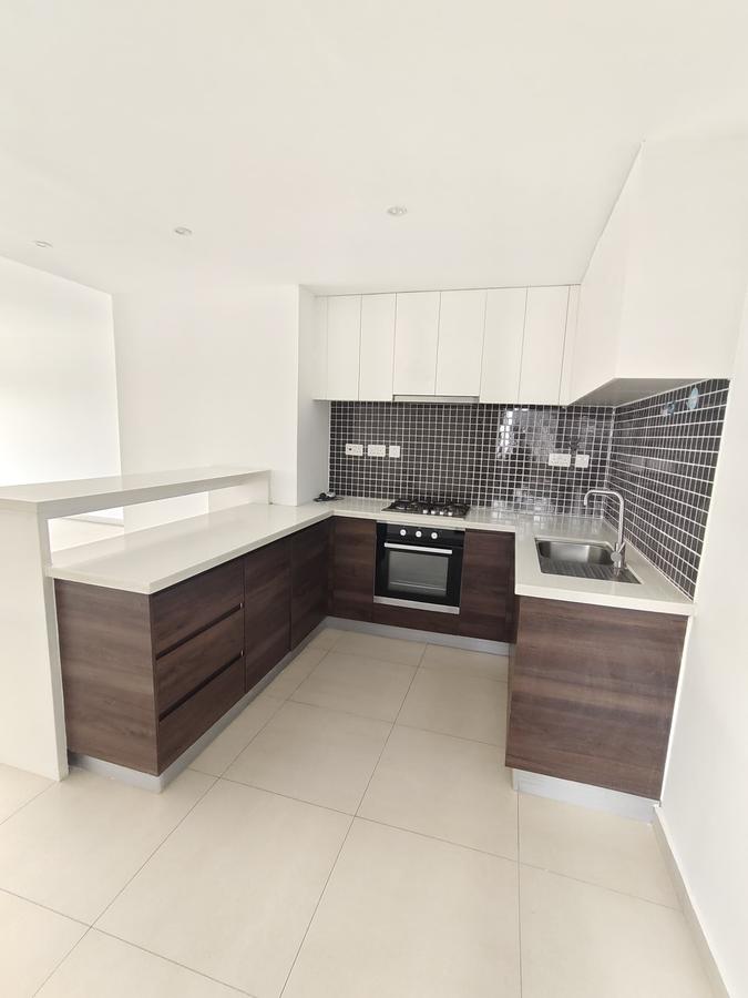 2 Bed Apartment with En Suite in Lavington - 1