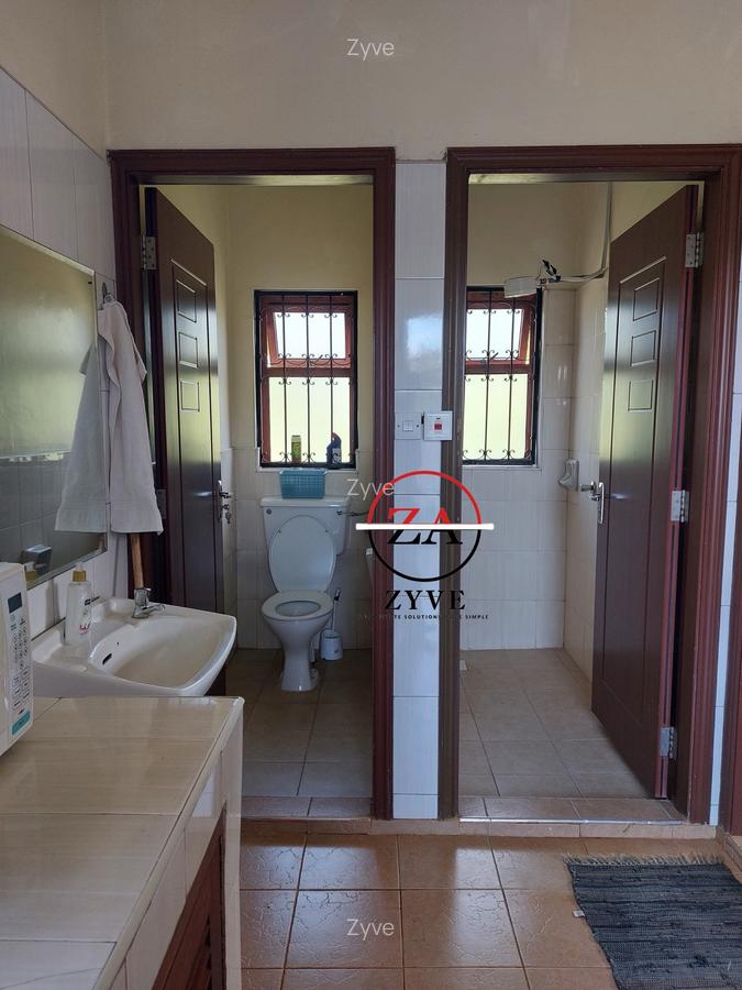 Furnished 1 Bed Apartment with En Suite in Runda - 4