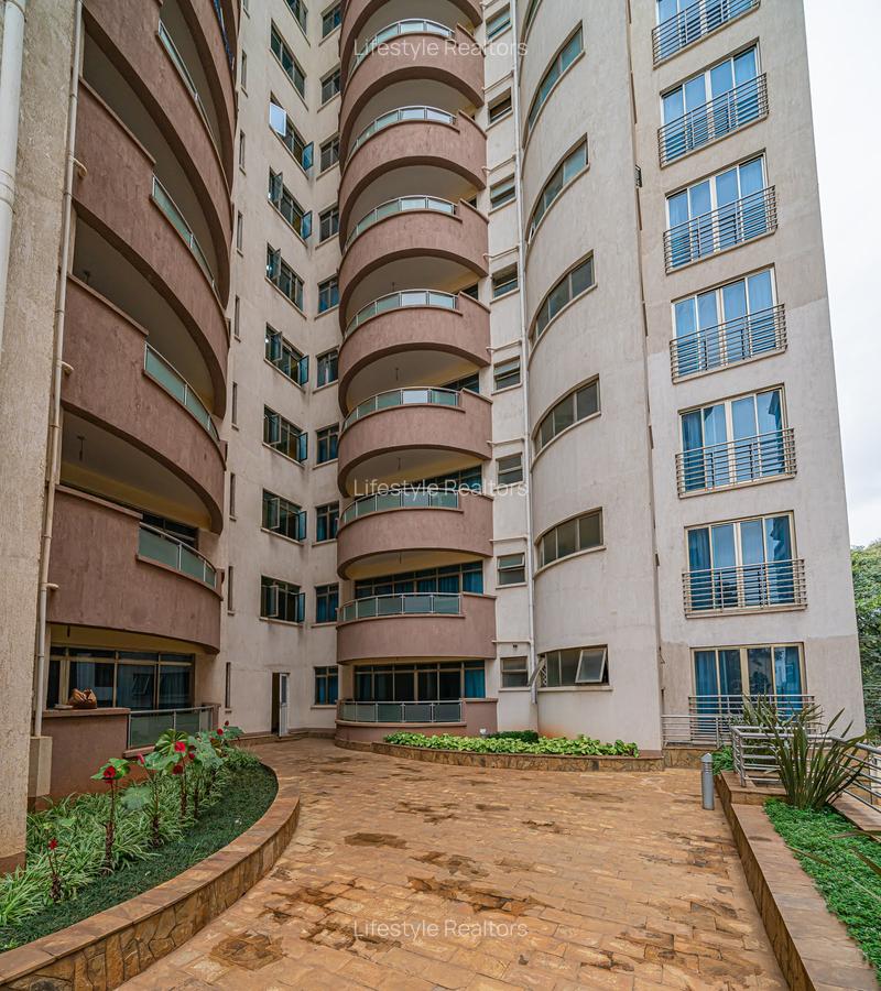 Serviced 3 Bed Apartment with En Suite at Valley Arcade - 14