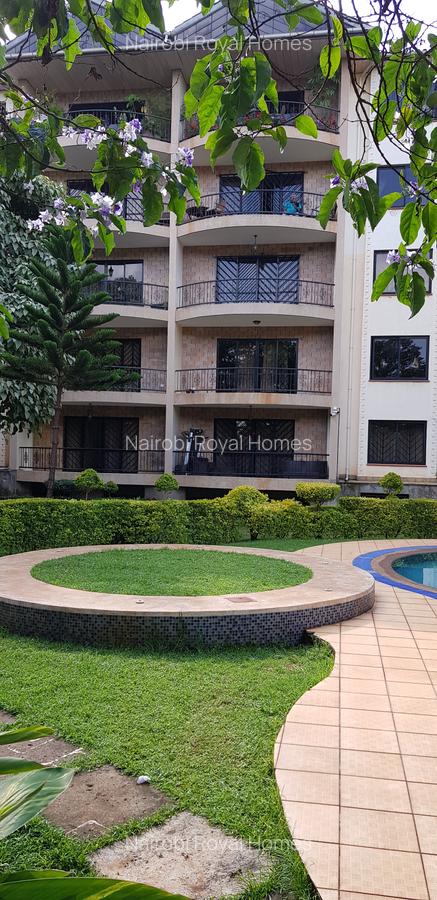 4 Bed Apartment with En Suite at Valley Arcade - 8