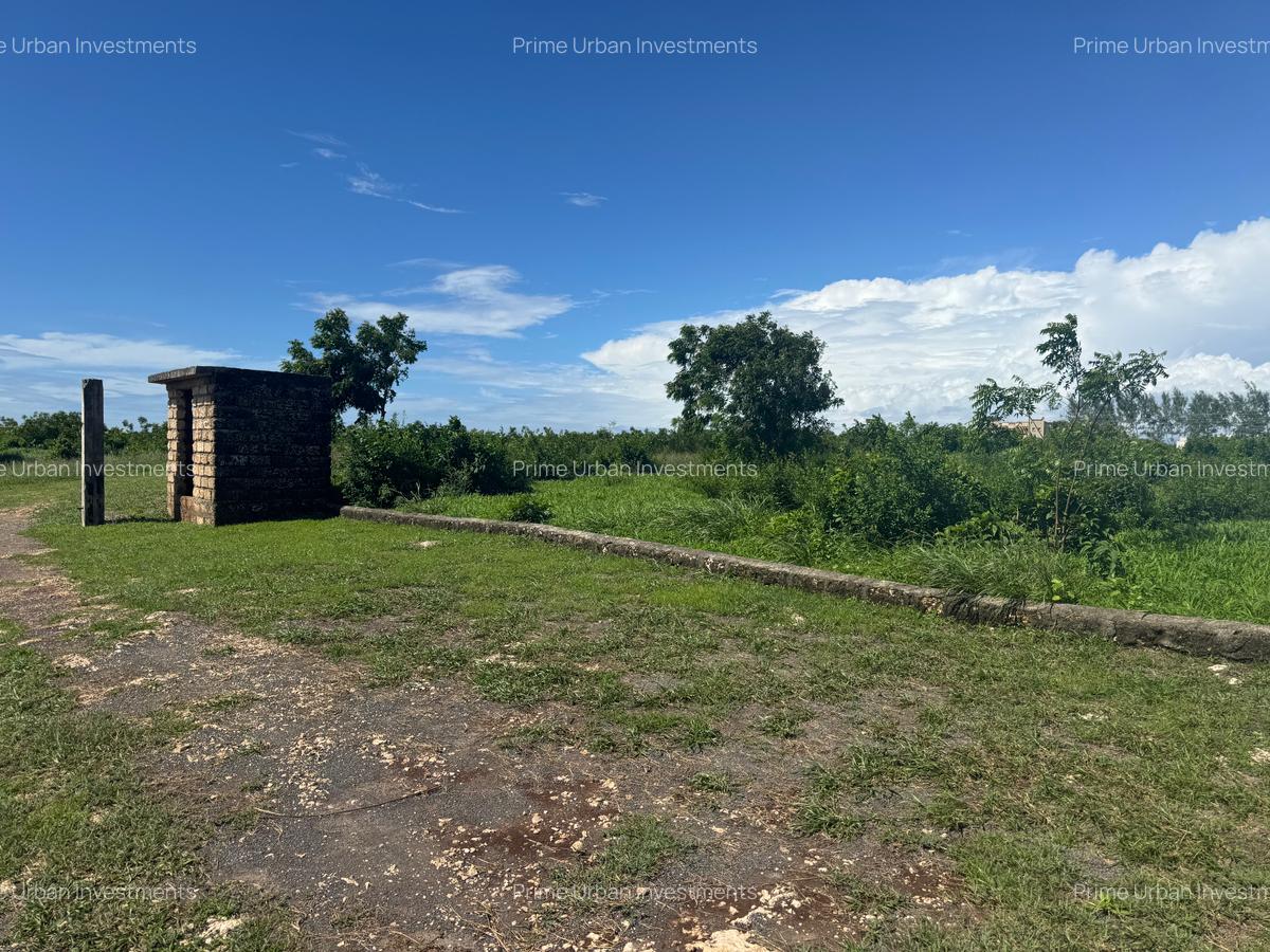 Land in Vipingo - 18