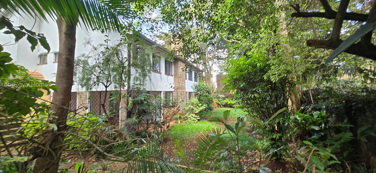 4 Bed Townhouse with En Suite at Lavington Road - 6