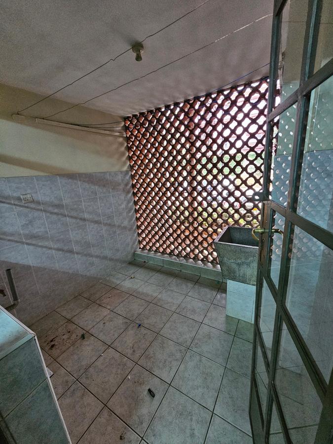 3 Bed Apartment with En Suite at Kilimani - 11