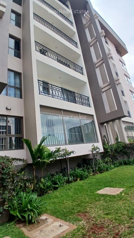 3 Bed Apartment with En Suite in Lavington - 1