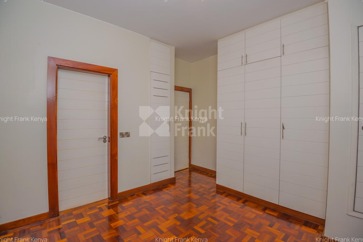 3 Bed Apartment with En Suite in Westlands Area - 7