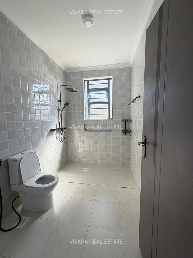 3 Bed Villa with En Suite in Ruiru - 2