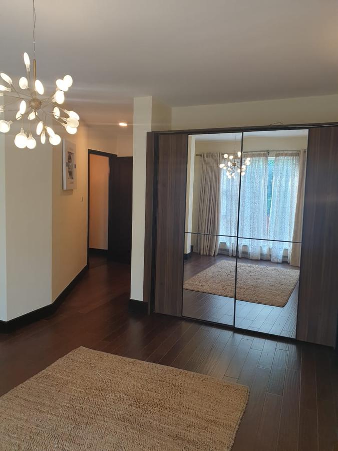 Furnished 4 Bed Apartment with En Suite in Spring Valley - 17