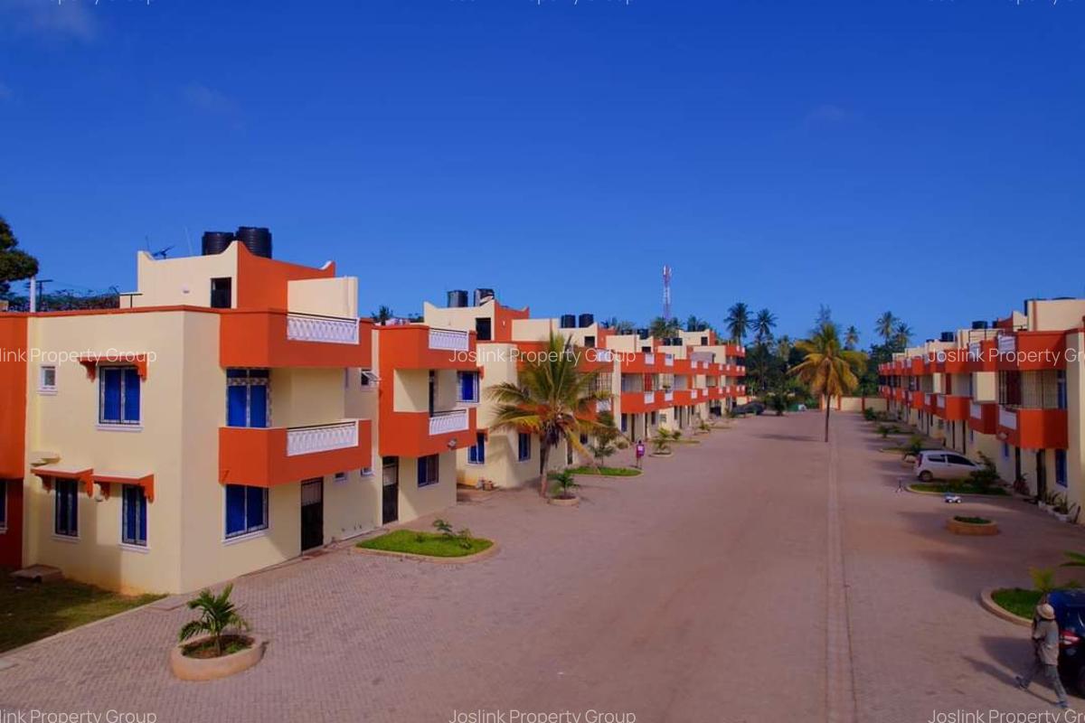 3 Bed Apartment with En Suite in Nyali Area - 12